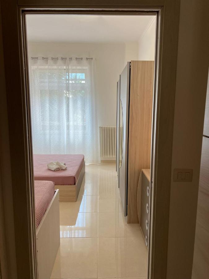 Casa Vacanza Acqua Marina Manfredonia Exterior foto